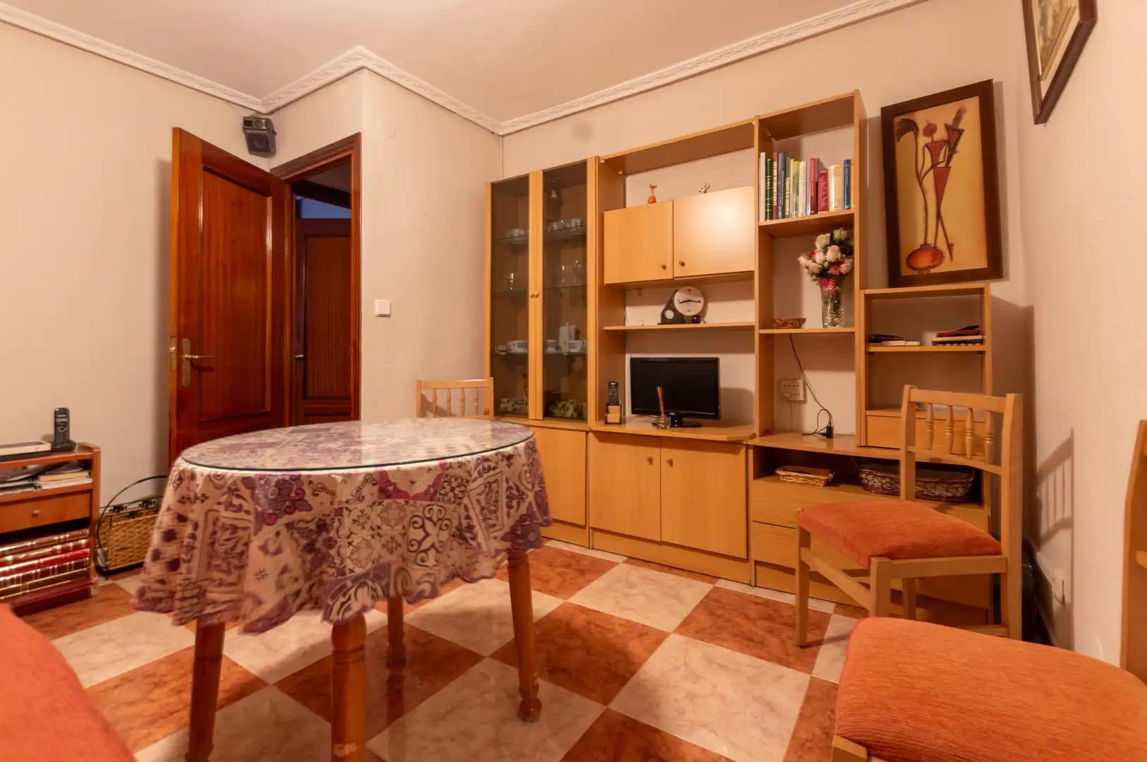 Sala d'estar de Pis en venda en Alcalá de Henares amb Calefacció, Terrassa i Moblat