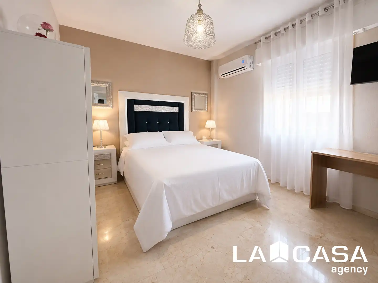 Habitación de Casa adosada en venta en Dos Hermanas con Terraza