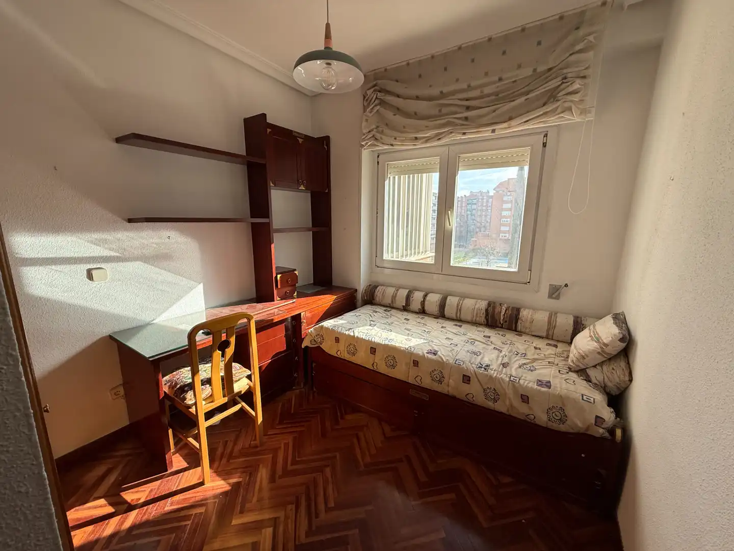Schlafzimmer von Wohnung zum Verkauf in Alcorcón mit Heizung, Privatgarten und Möbliert
