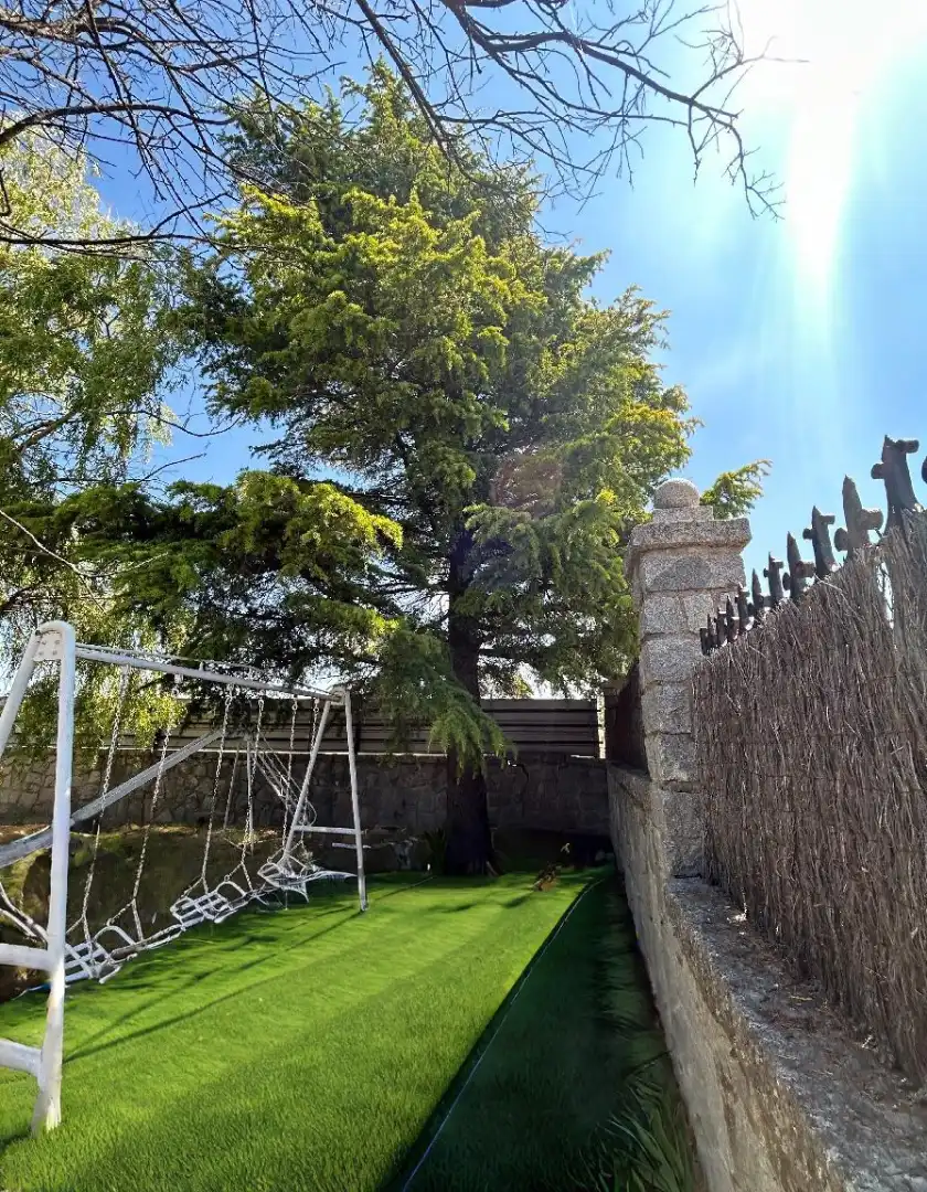 Jardí de Casa o xalet en venda en San Cristóbal de Segovia amb Calefacció, Jardí privat i Terrassa