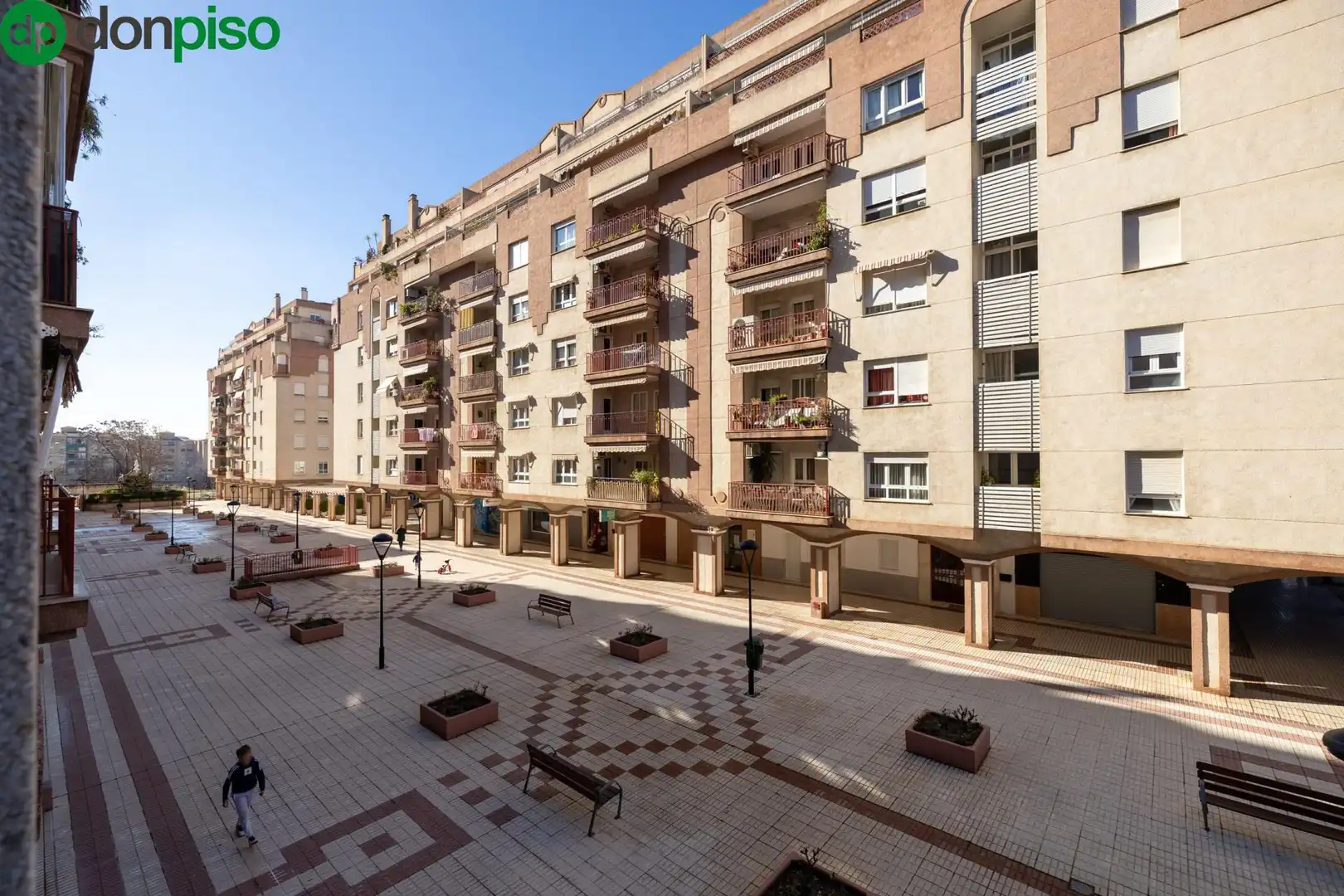Exterior view of Flat for sale in Granada  with Alarm