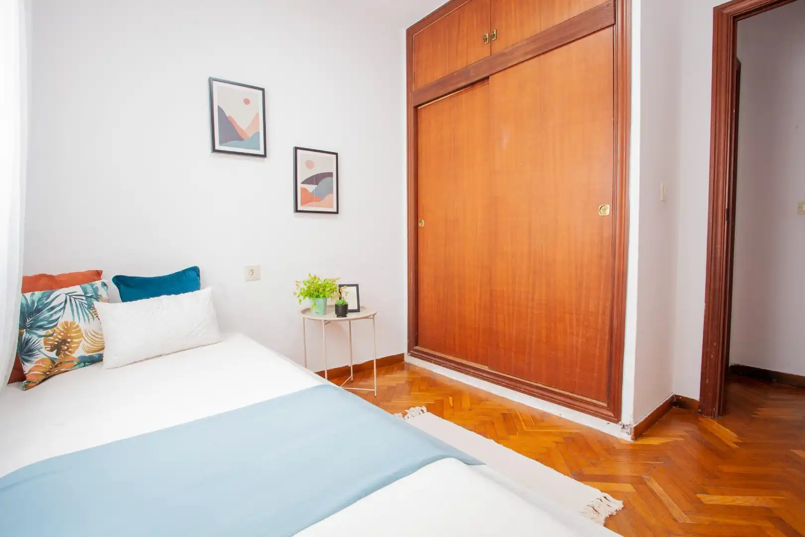 Habitación de Piso en venta en Alicante / Alacant con Parquet, Terraza y Balcón