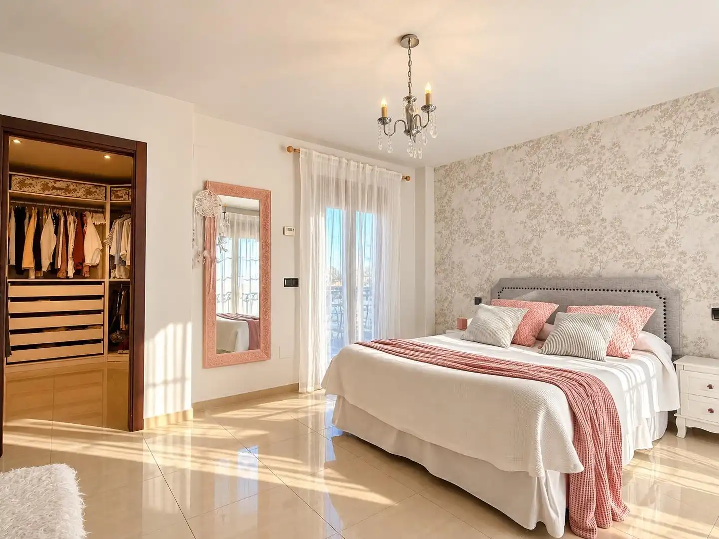 Bedroom of Houses for sale in Chiloeches, Guadalajara