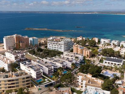 Vista exterior de Apartament en venda en Ses Salines amb Aire condicionat, Calefacció i Parquet