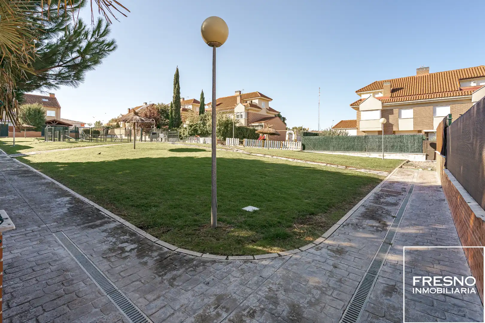 Detached homes for sale in Cobeña, Madrid