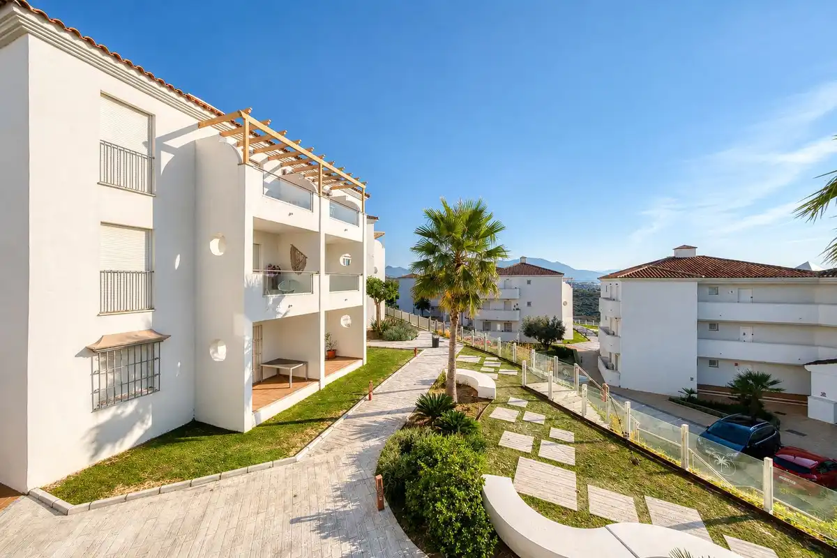 Apartamento con piscina en venta en Chullera, imagen 12