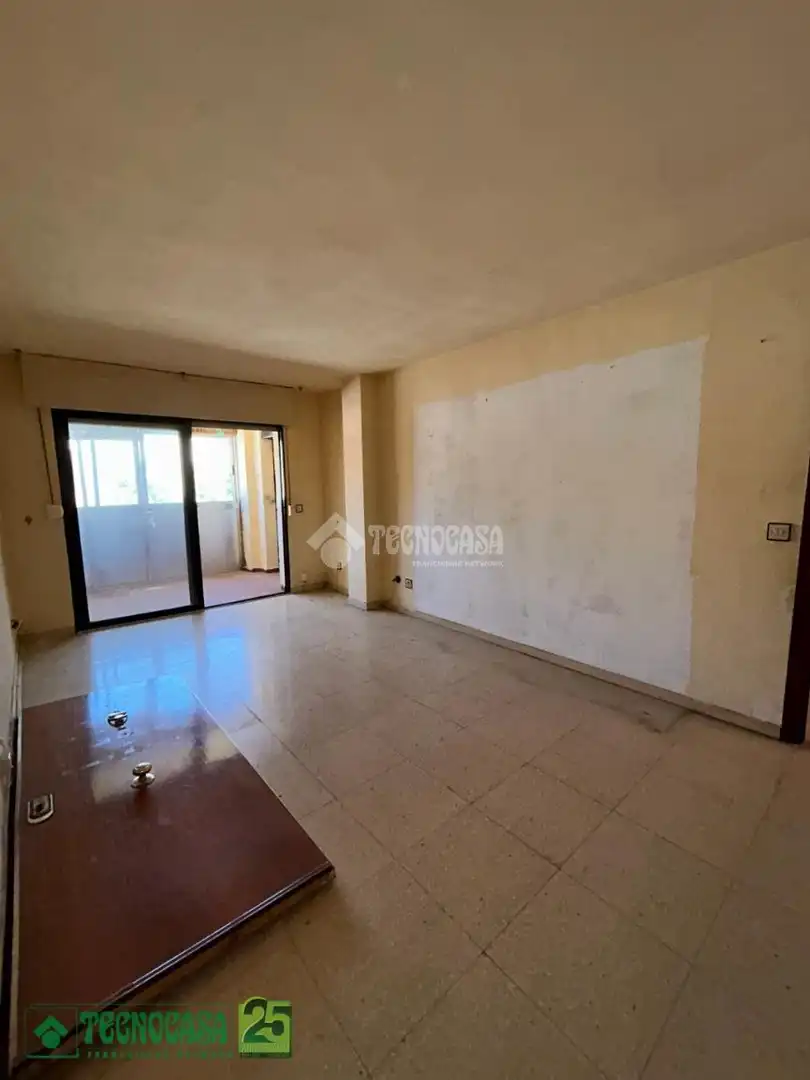 Sala d'estar de Pis en venda en Huerta de Valdecarábanos amb Aire condicionat, Calefacció i Terrassa