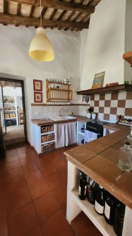 Casa rústica amb terrassa en venda a Cazalla de la Sierra, imagen 3