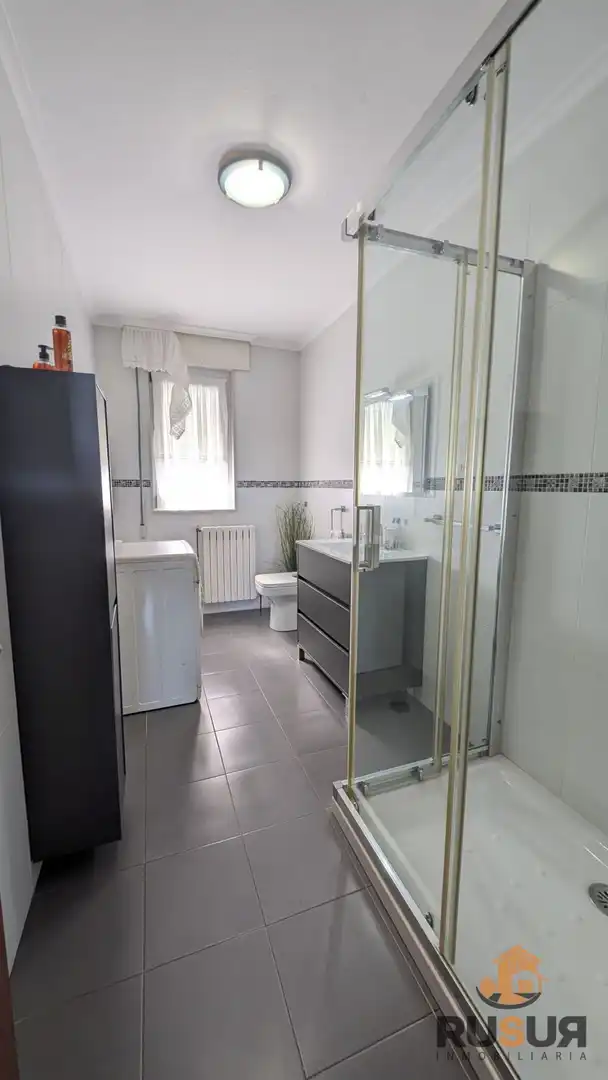 Bathroom of Houses for sale in Piélagos  with Heating, Private garden and Terrace