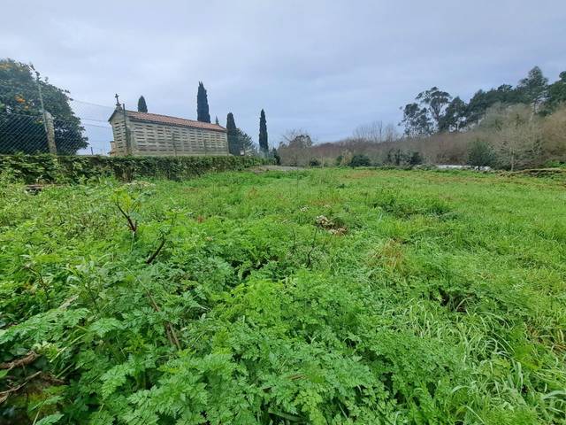 Terreno residencial en Venta en Rianxo