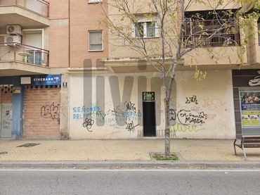 Locale commerciale in vendita a Avda de Madrid - Pº de la Estación