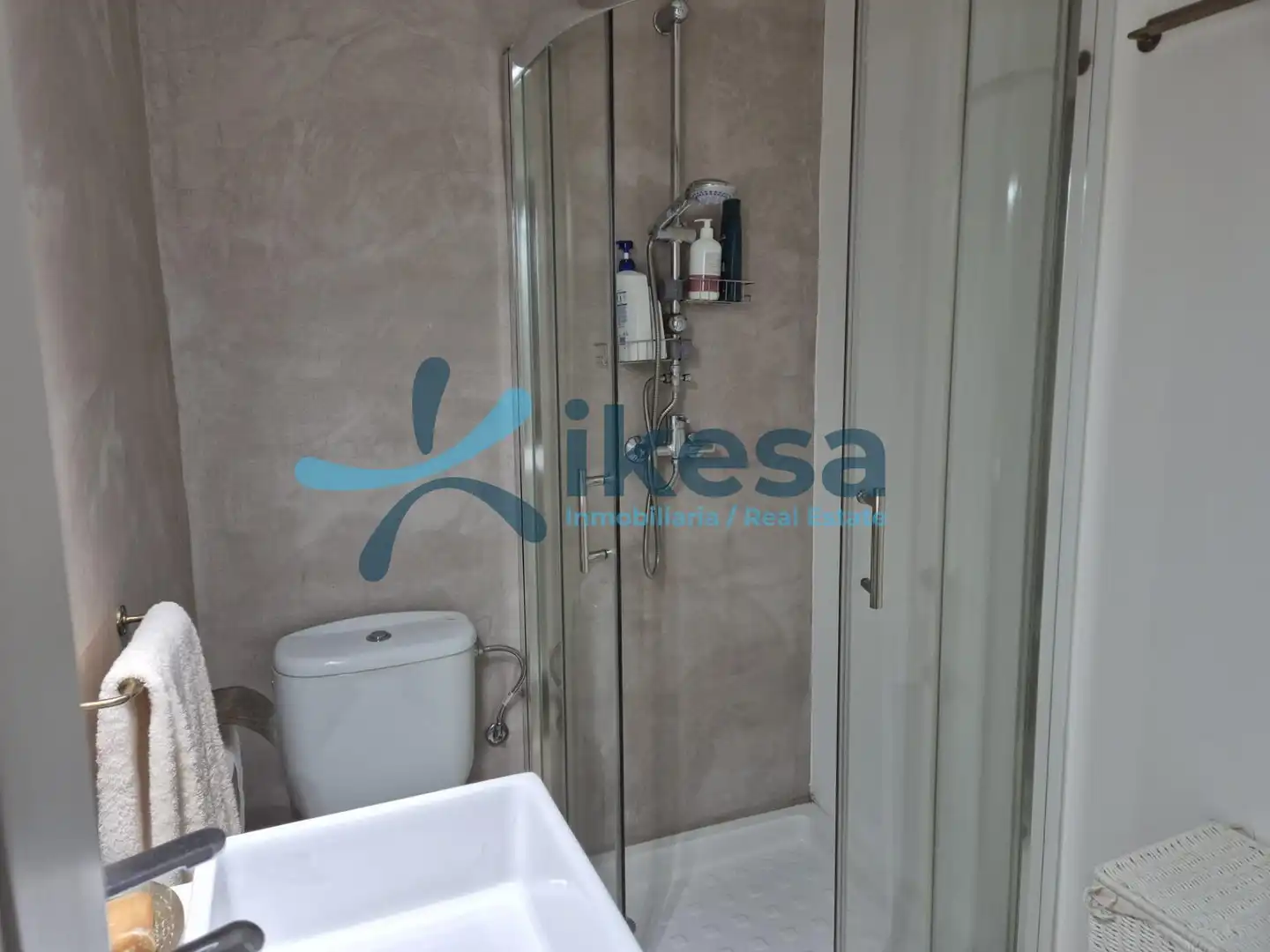 Bathroom of Flat for sale in Sevilla
