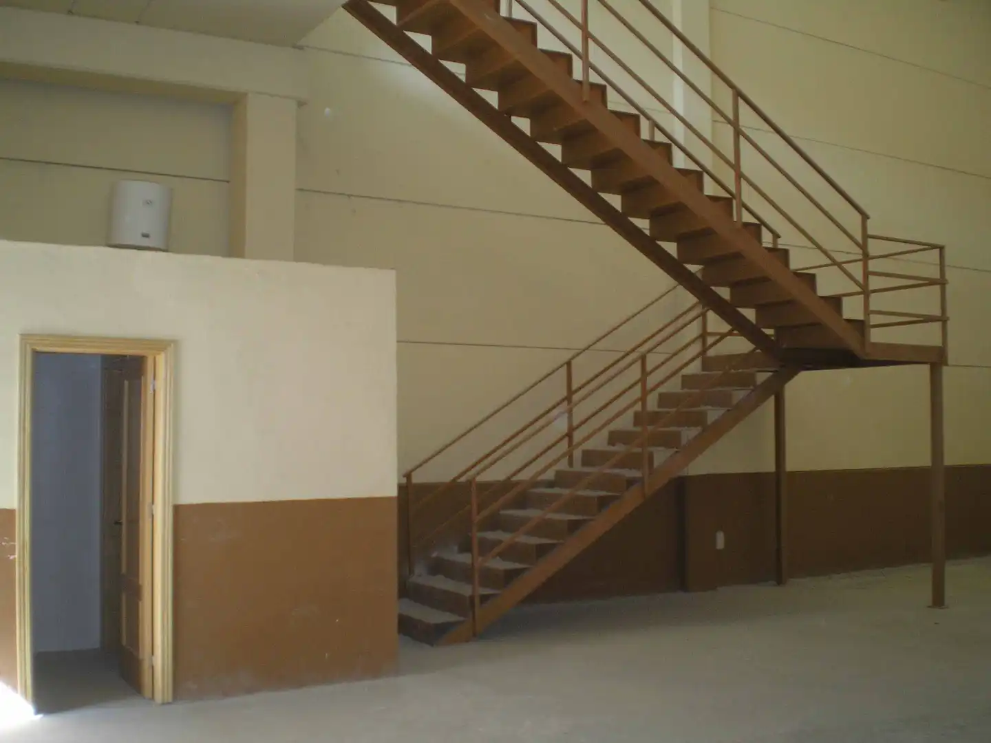 Nau industrial en venda a Zona Industrial Borreguno - Camporrosso