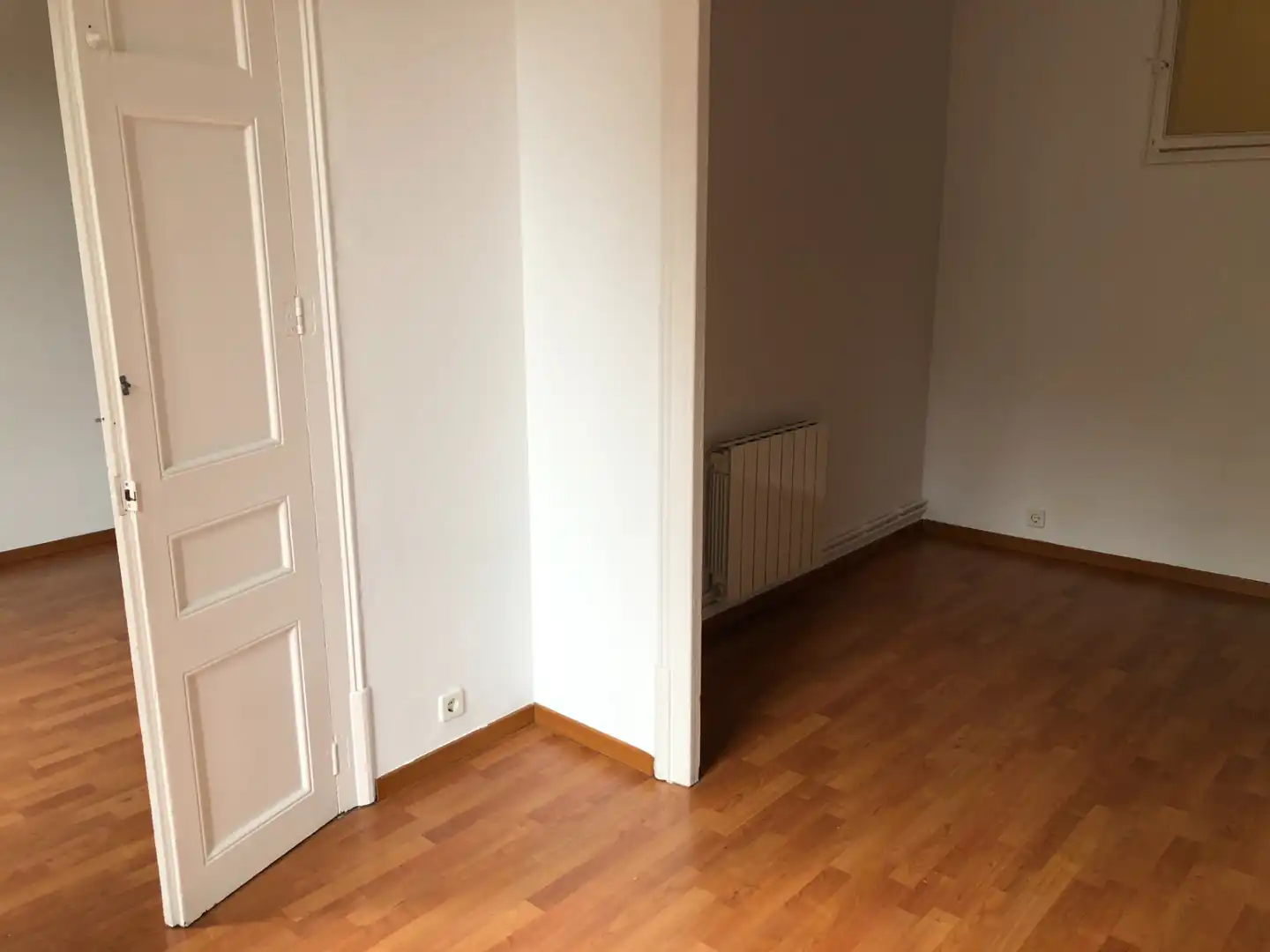 Habitación de Edificio en venta en Barcelona