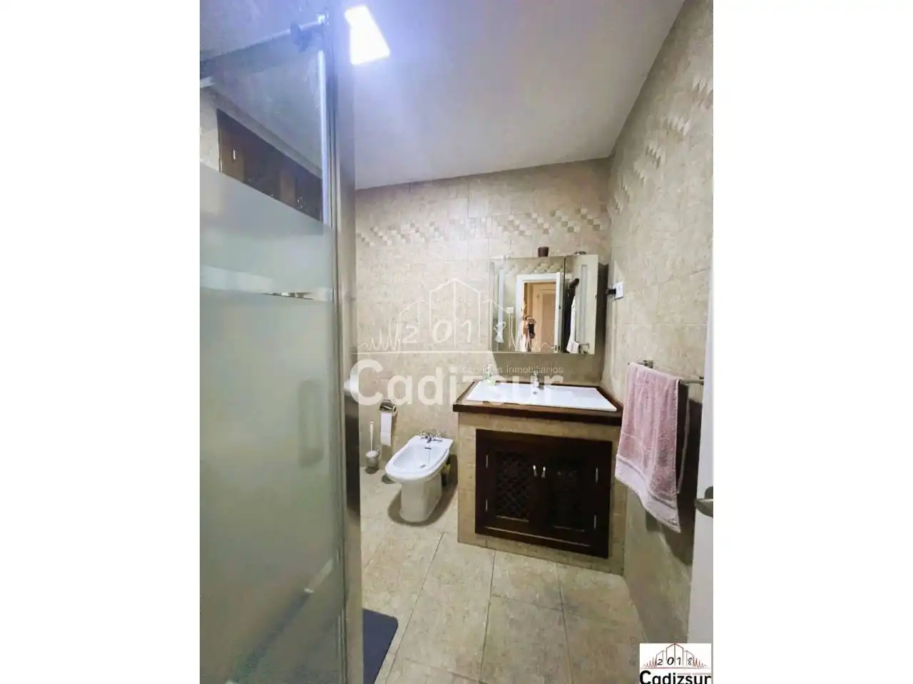 Bathroom of Flat for sale in San Fernando  with Air Conditioner, Parquet flooring and Terrace