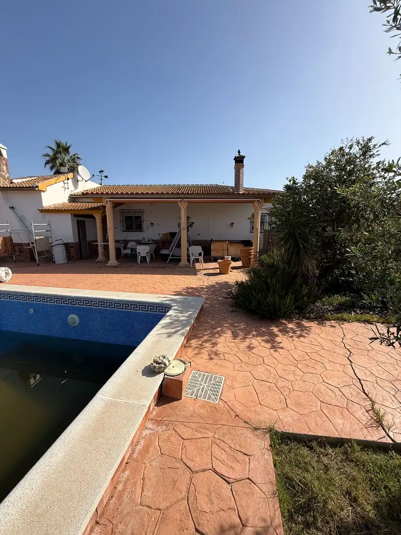 Casa rústica amb piscina en venda a Casalpalma - Fahala