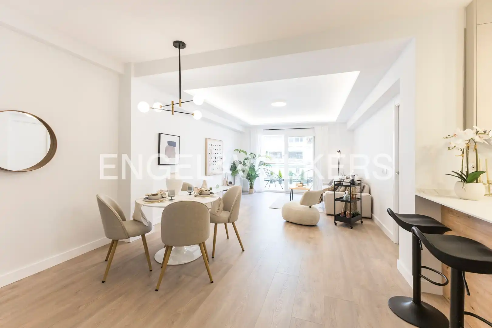 Dining room of Flat for sale in Madrid  with Air Conditioner, Heating and Terrace