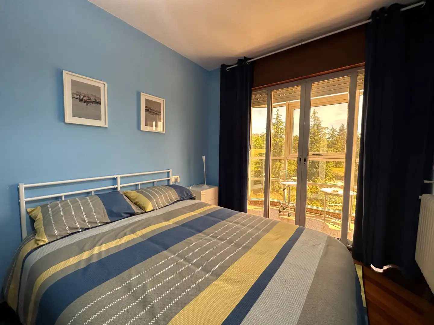 Bedroom of Flat for rent in Santiago de Compostela   with Heating, Furnished and Oven