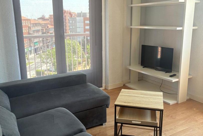 Photo 1 of Flat to rent in Pizarrales, Salamanca