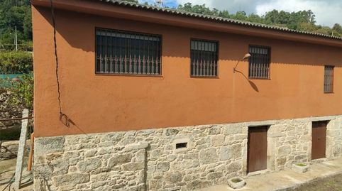 Foto 3 de Pis en venda a Praza de Barcela, 3, Arbo, Pontevedra
