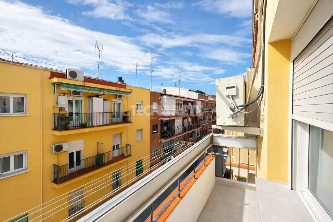Exterior view of Flat for sale in Madrid  with Air Conditioner, Heating and Terrace