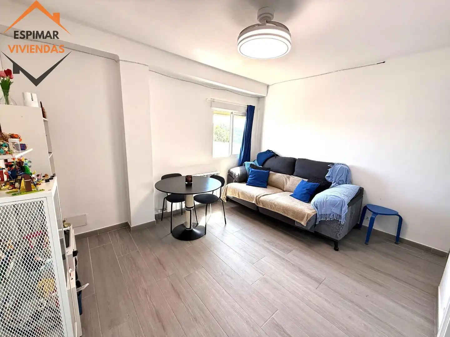 Sala de estar de Piso en venta en Zaragoza con Calefacción