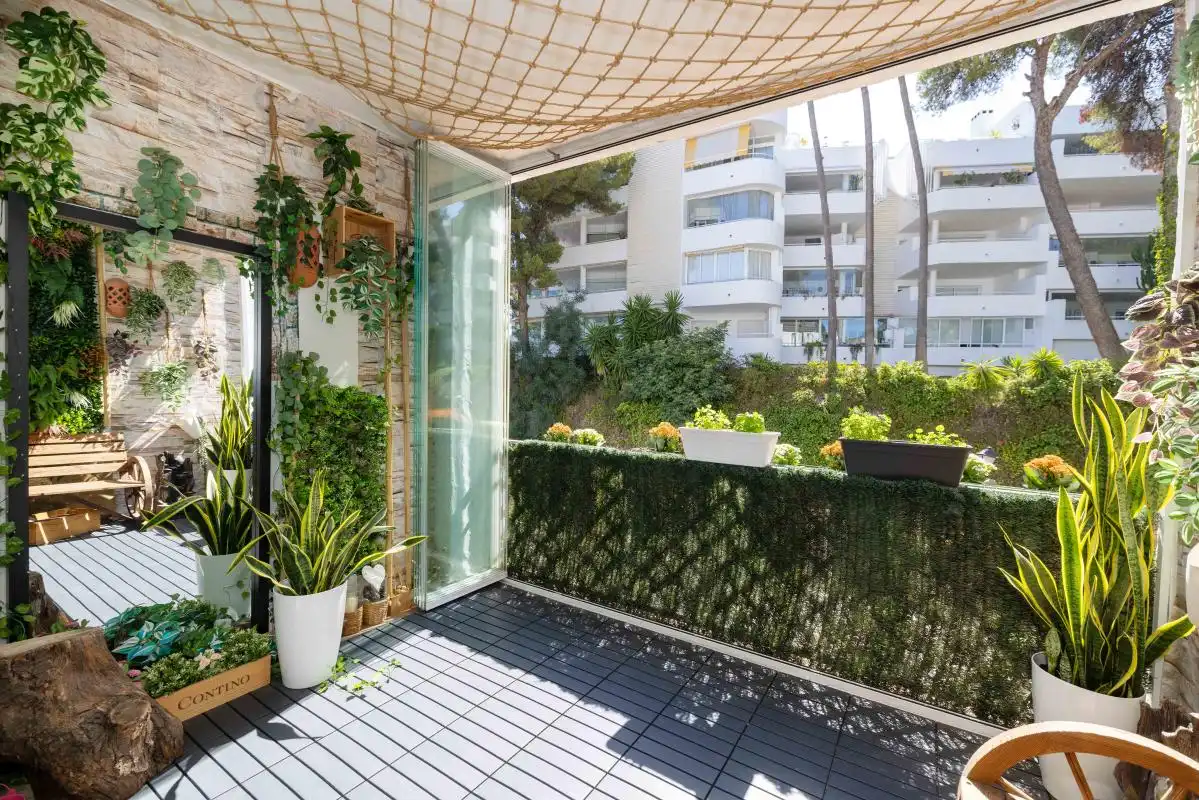 Terraza de Piso en venta en Marbella con Aire acondicionado, Calefacción y Jardín privado