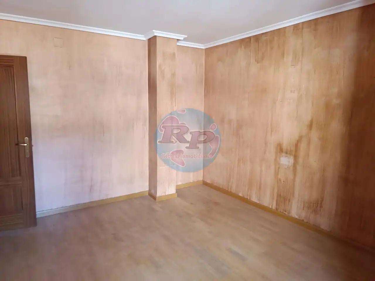 Habitación de Piso en venta en La Robla  con Parquet