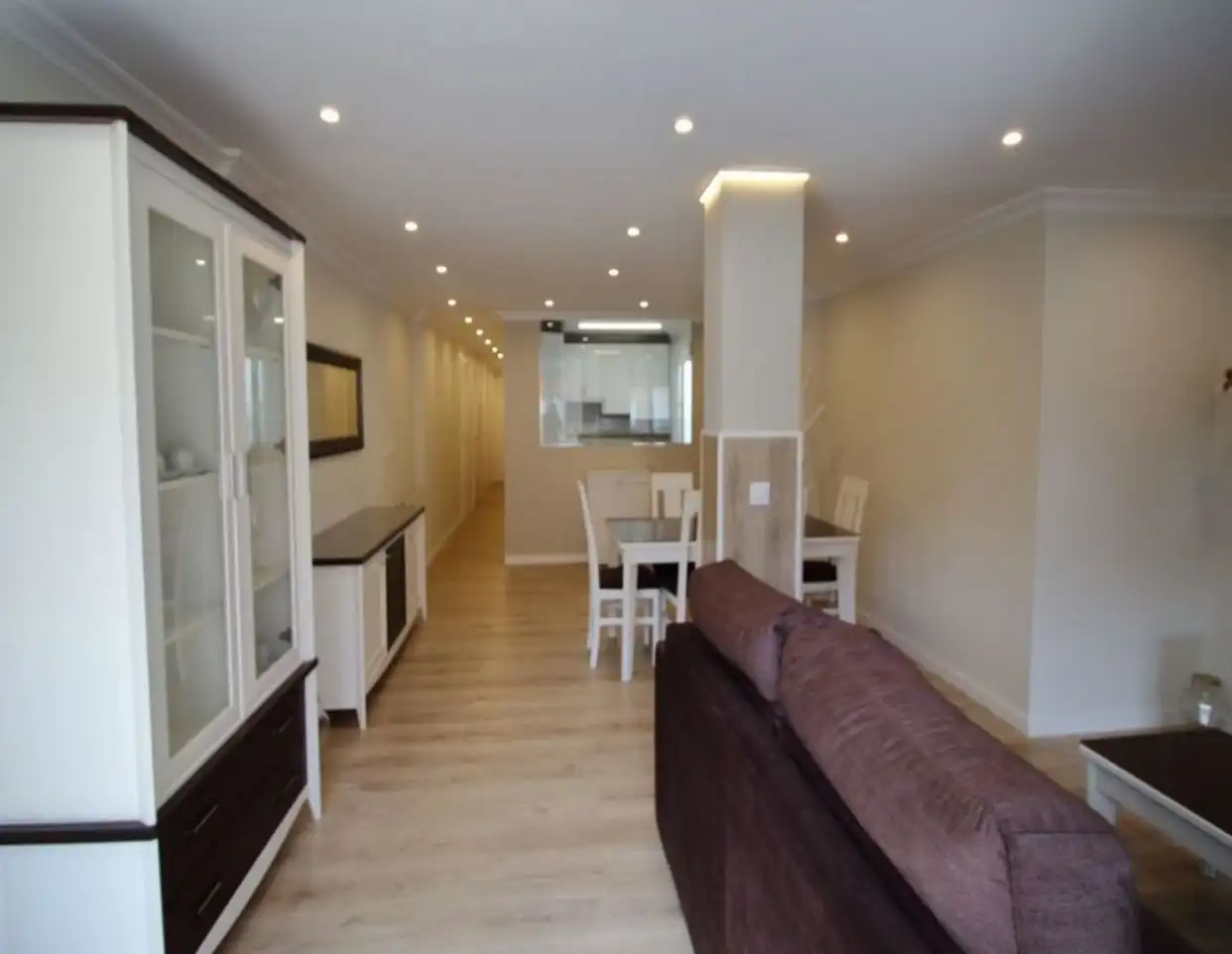 Wohnung zur Miete in Gijón  mit Heizung, Parkett und Möbliert