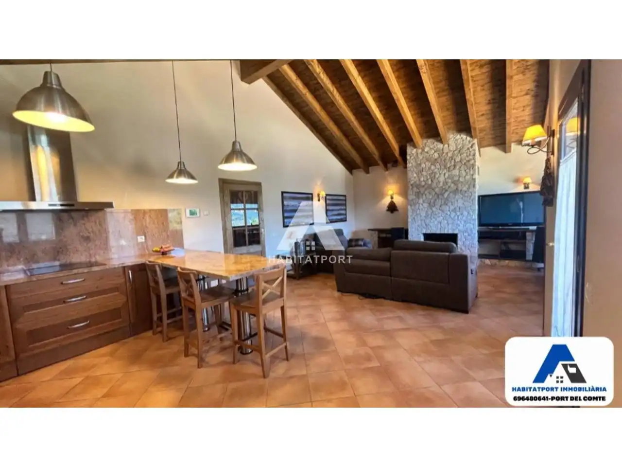 Sala de estar de Casa o chalet en venta en La Coma i la Pedra con Calefacción, Jardín privado y Parquet