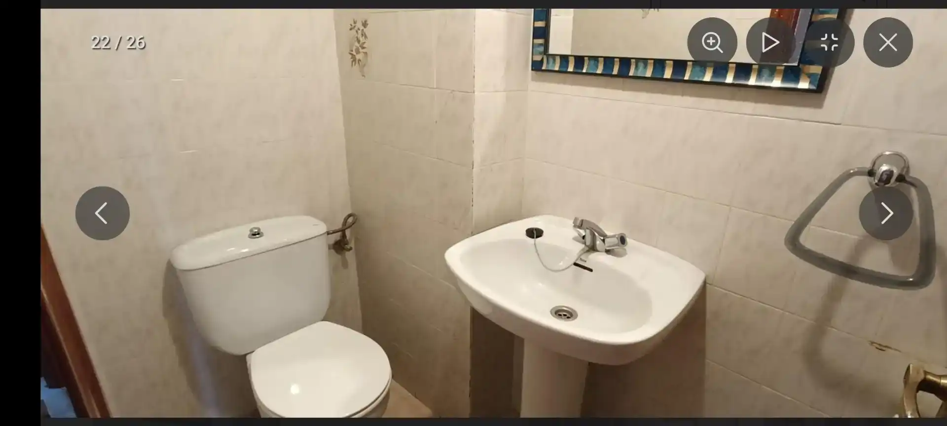 Bany de Pis per a compartir en León Capital  amb Parquet, Moblat i Forn