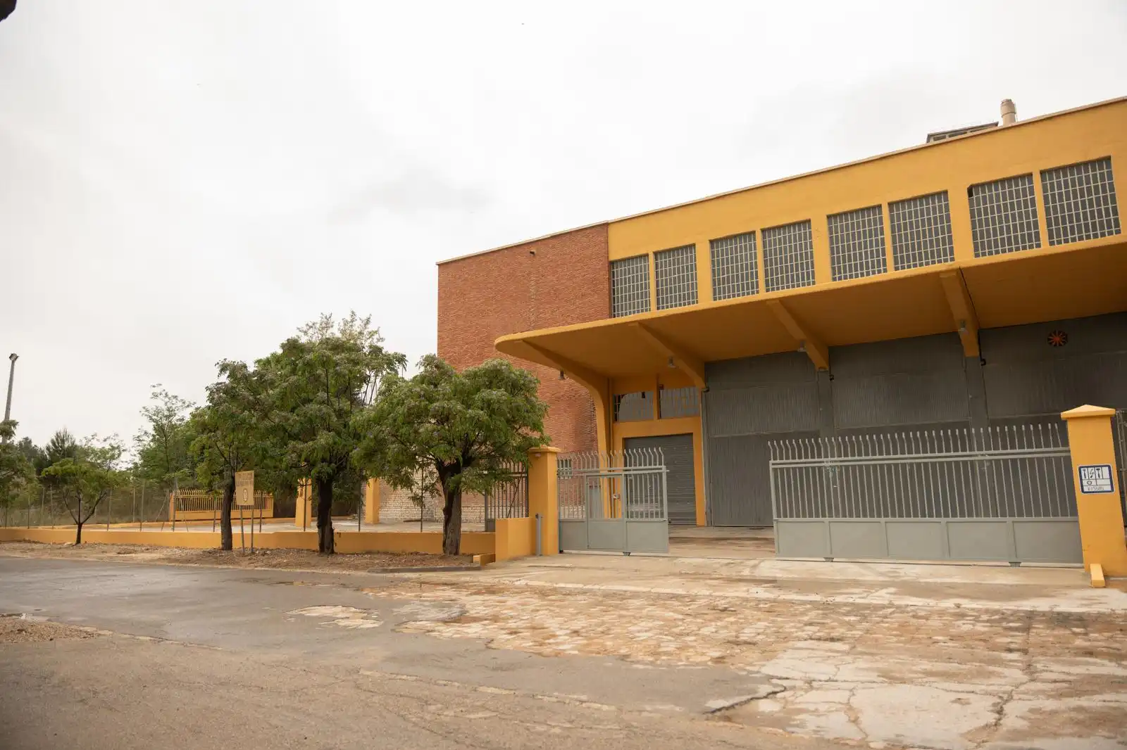 Nau industrial en venda a Buñol