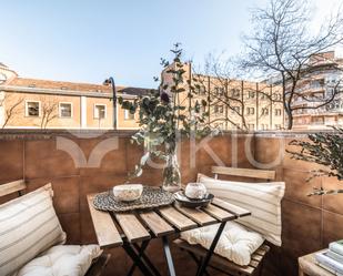 Terrassa de Apartament de lloguer en  Madrid Capital amb Aire condicionat, Moblat i Forn
