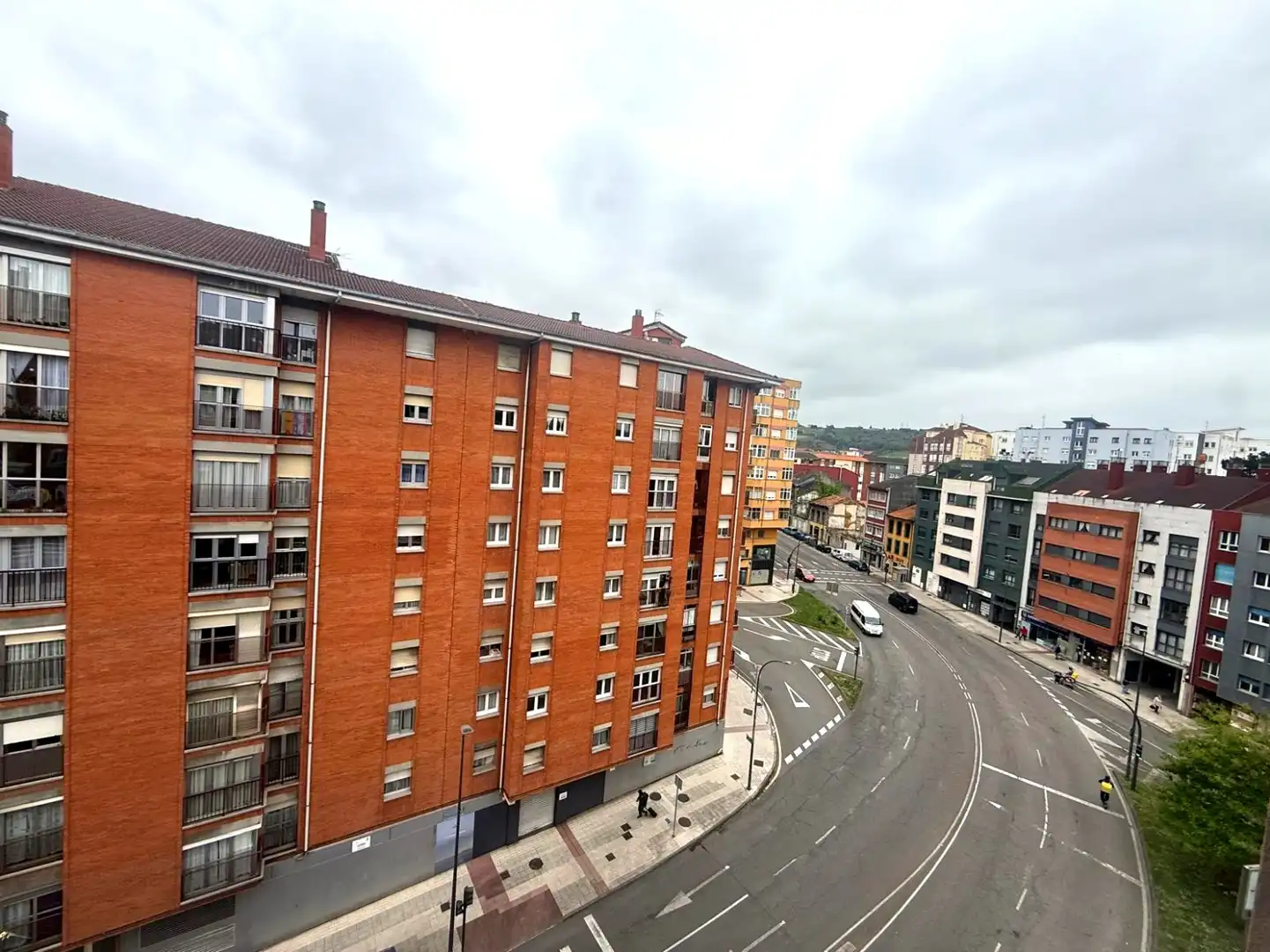 Exterior view of Flat for sale in Avilés  with Heating, Parquet flooring and Furnished