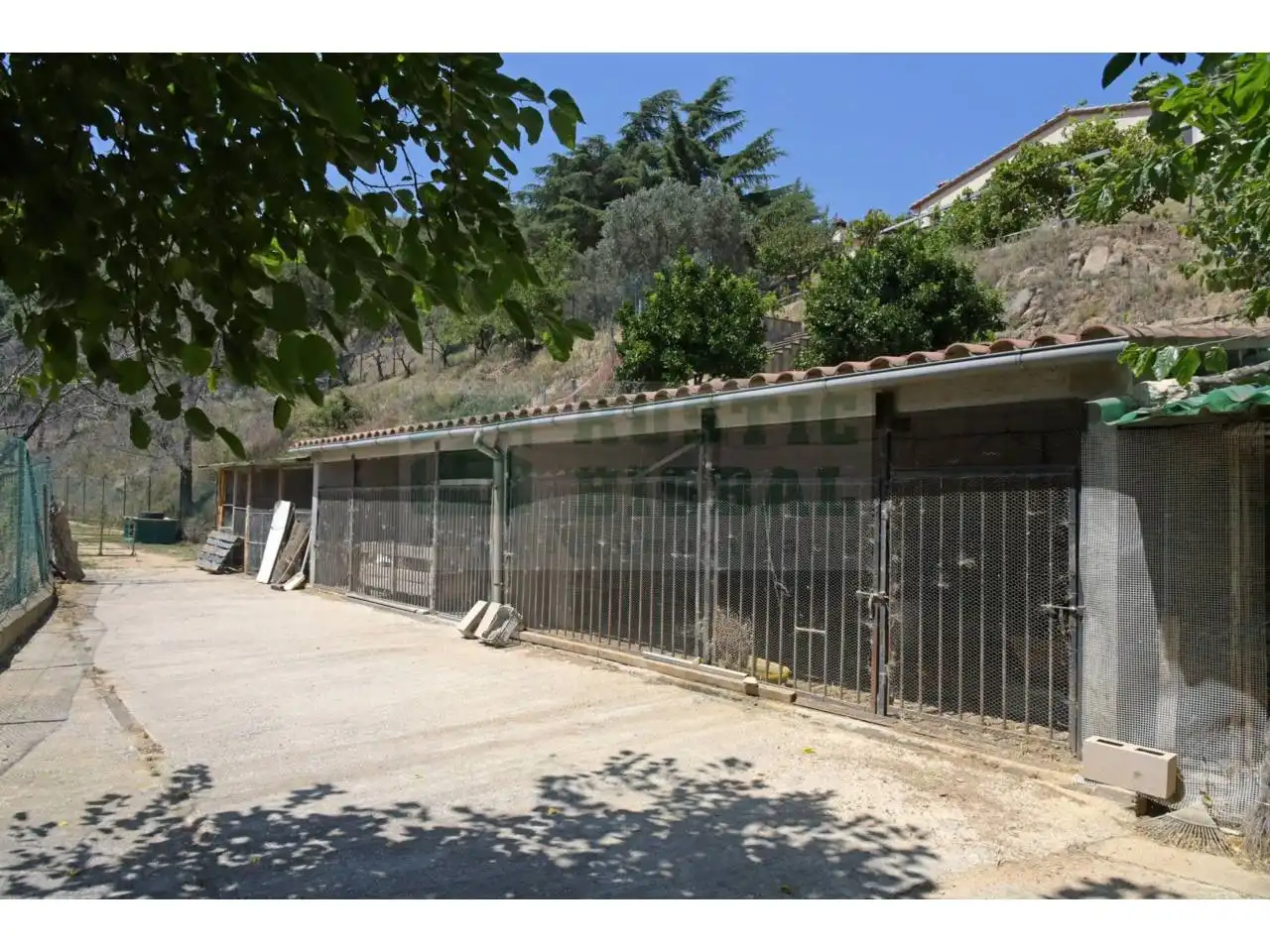 Vista exterior de Finca rústica en venda en Tordera amb Calefacció i Piscina