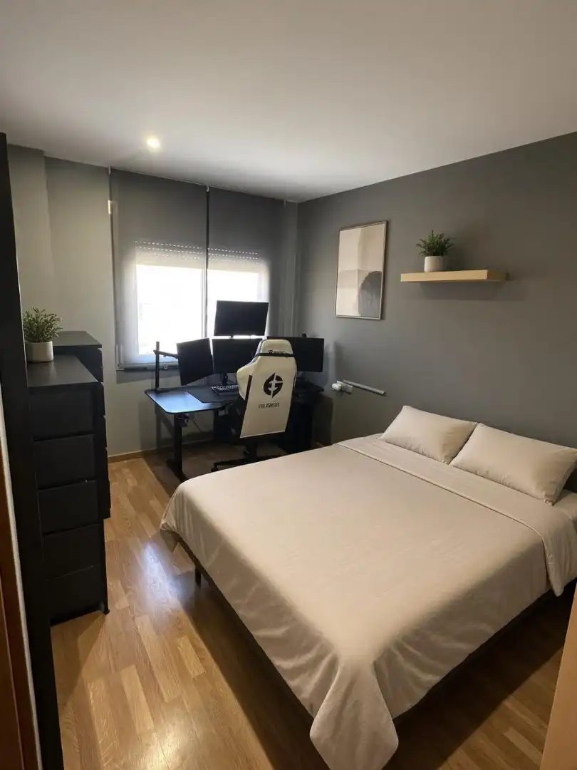 Duplex with lift for sale in Carrer de Güell i Ferrer 129, imagen 9