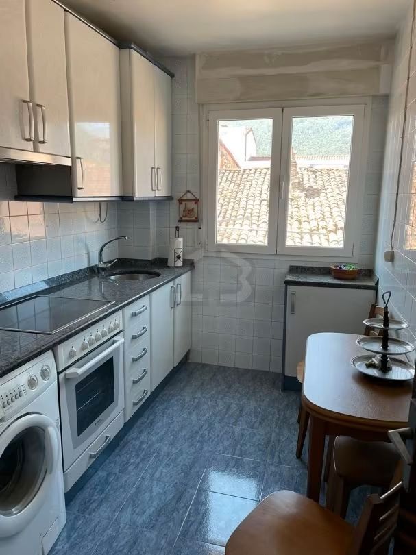 Kitchen of Flat for sale in Trespaderne  with Furnished and Balcony