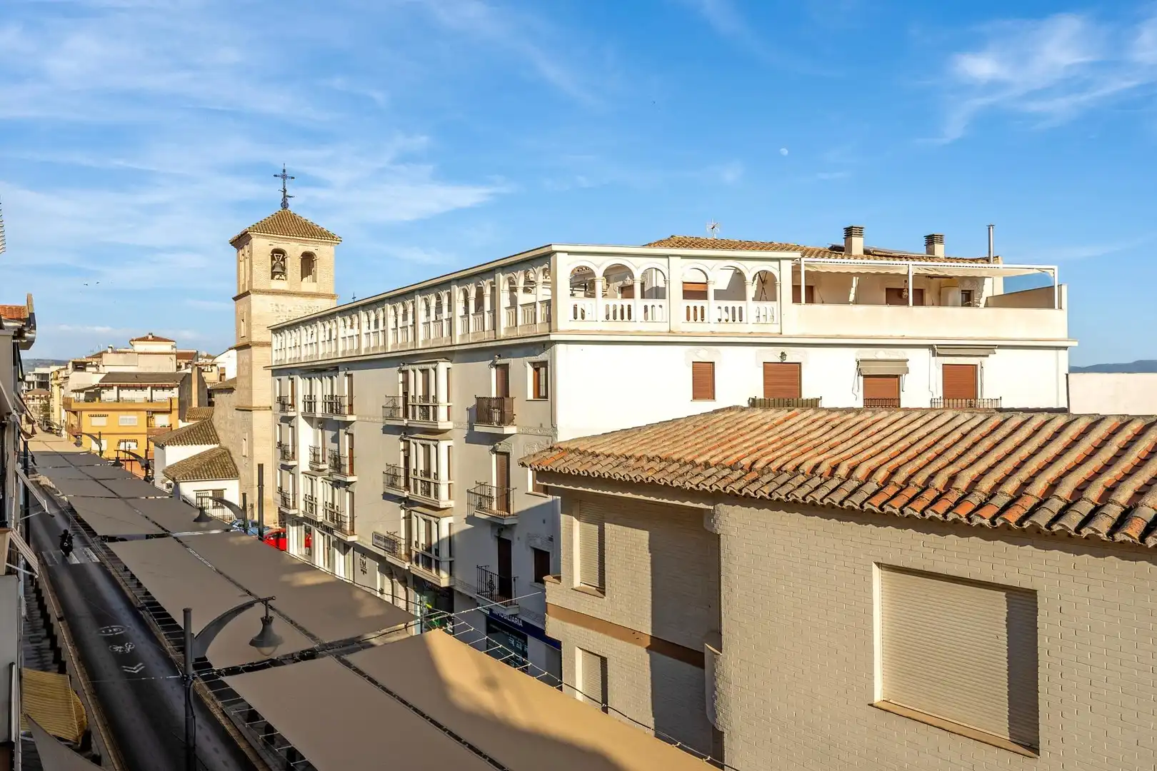Exterior view of Flat for sale in Atarfe  with Air Conditioner, Terrace and Furnished