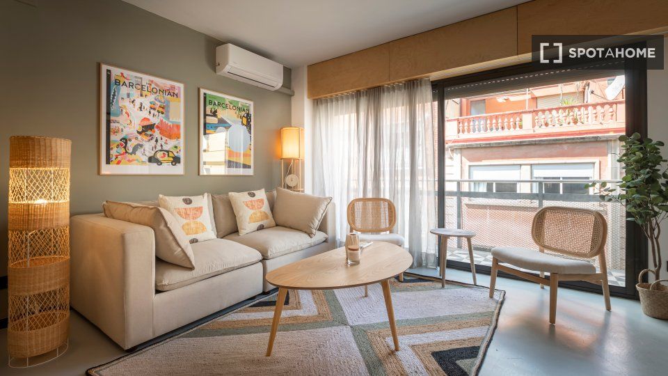 Sala de estar de Piso de alquiler en  Barcelona Capital con Aire acondicionado, Calefacción y Amueblado