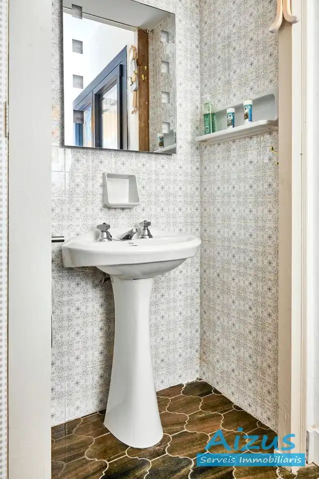 Baño de Casa o chalet en venta en Seva con Aire acondicionado, Calefacción y Jardín privado