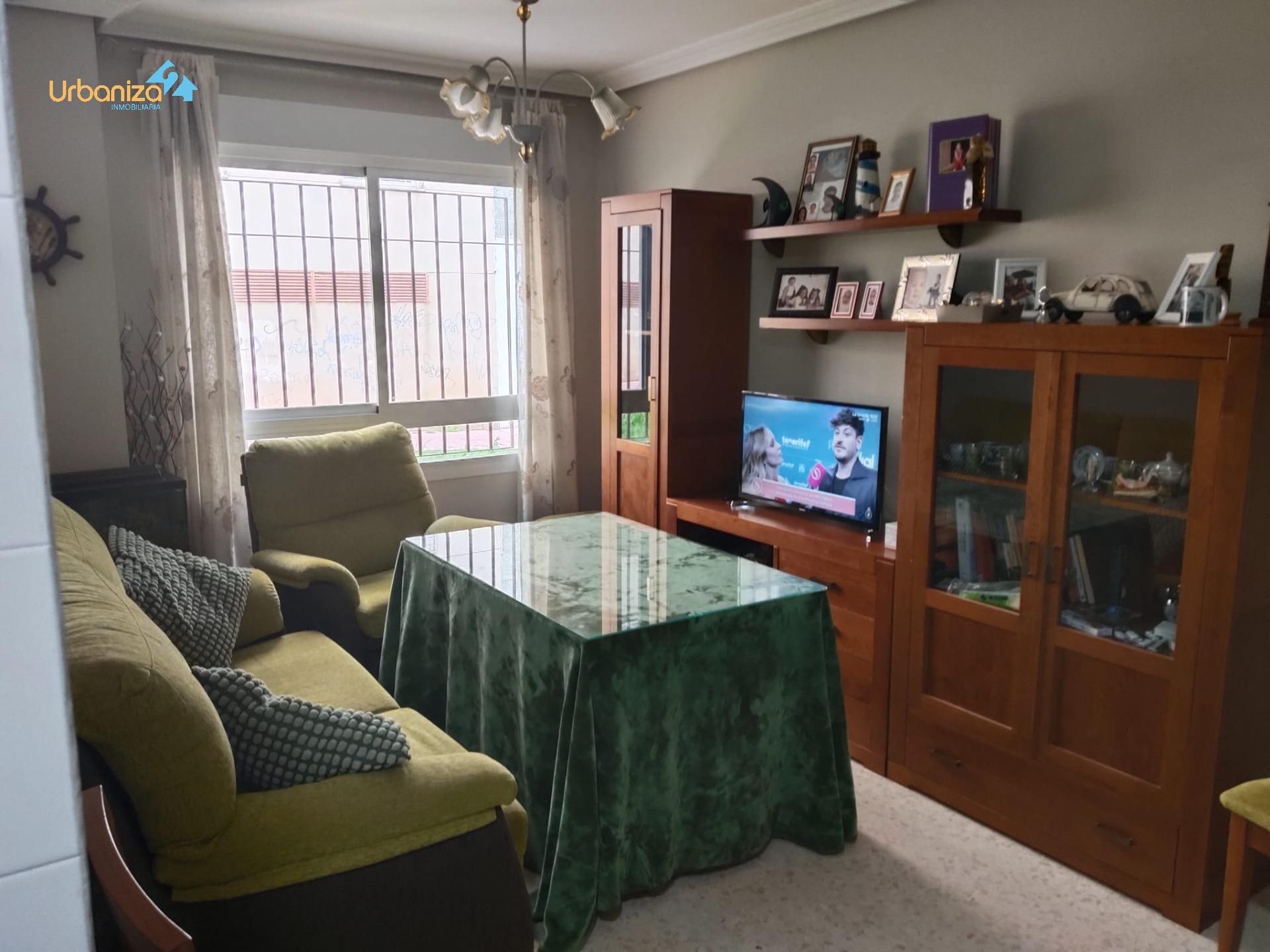 Living room of Apartment for sale in Badajoz Capital  with Air Conditioner, Heating and Storage room