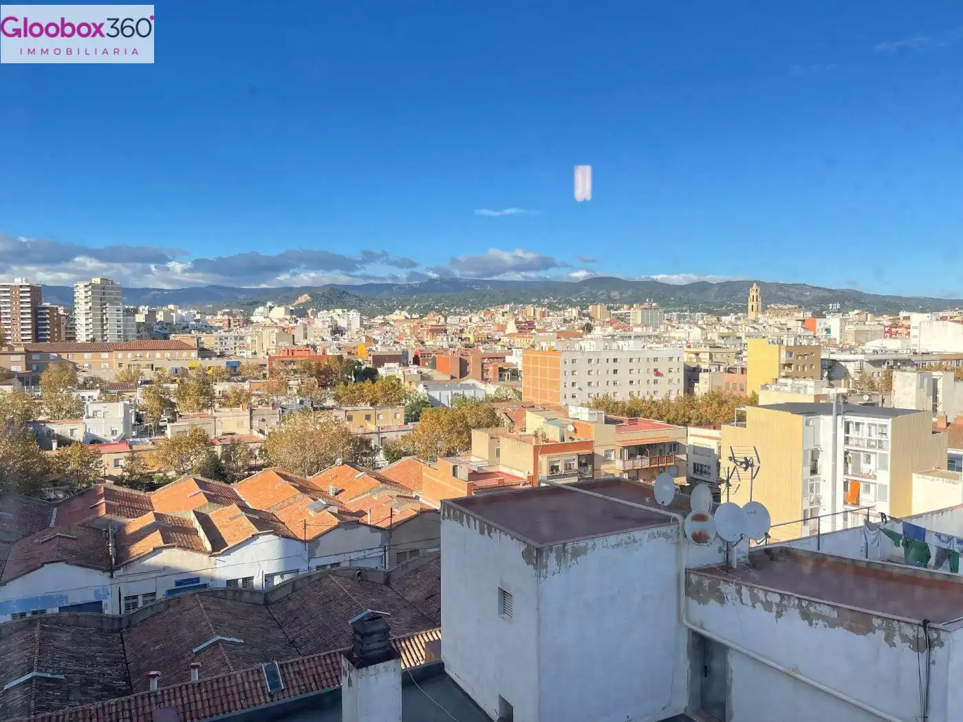Außenansicht von Wohnung zum Verkauf in Reus mit Heizung, Terrasse und Balkon
