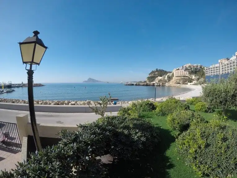 Vista exterior de Dúplex en venta en Altea con Aire acondicionado, Calefacción y Terraza
