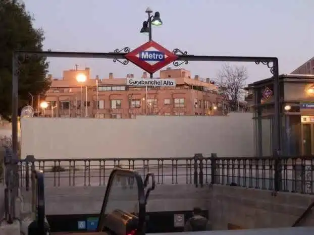 Vista exterior de Pis en venda en Madrid amb Calefacció, Terrassa i Moblat