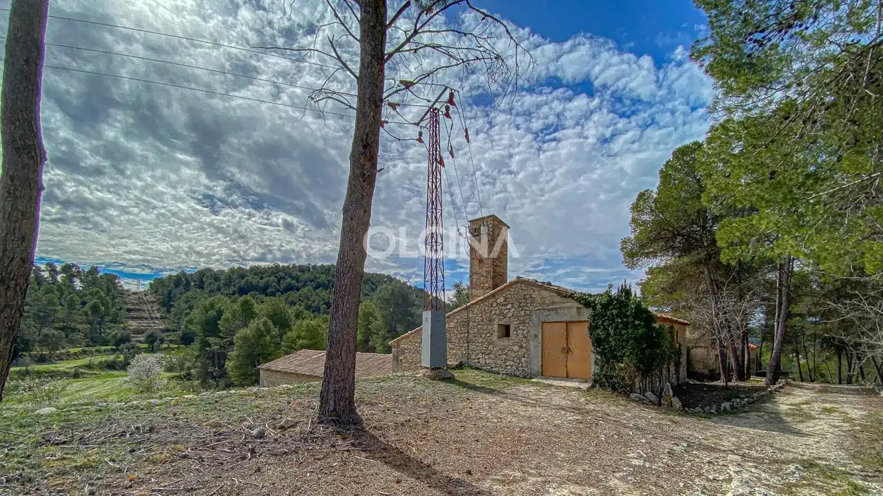 Finca rústica en venta en Alcoy / Alcoi con Jardín privado, Terraza y Trastero