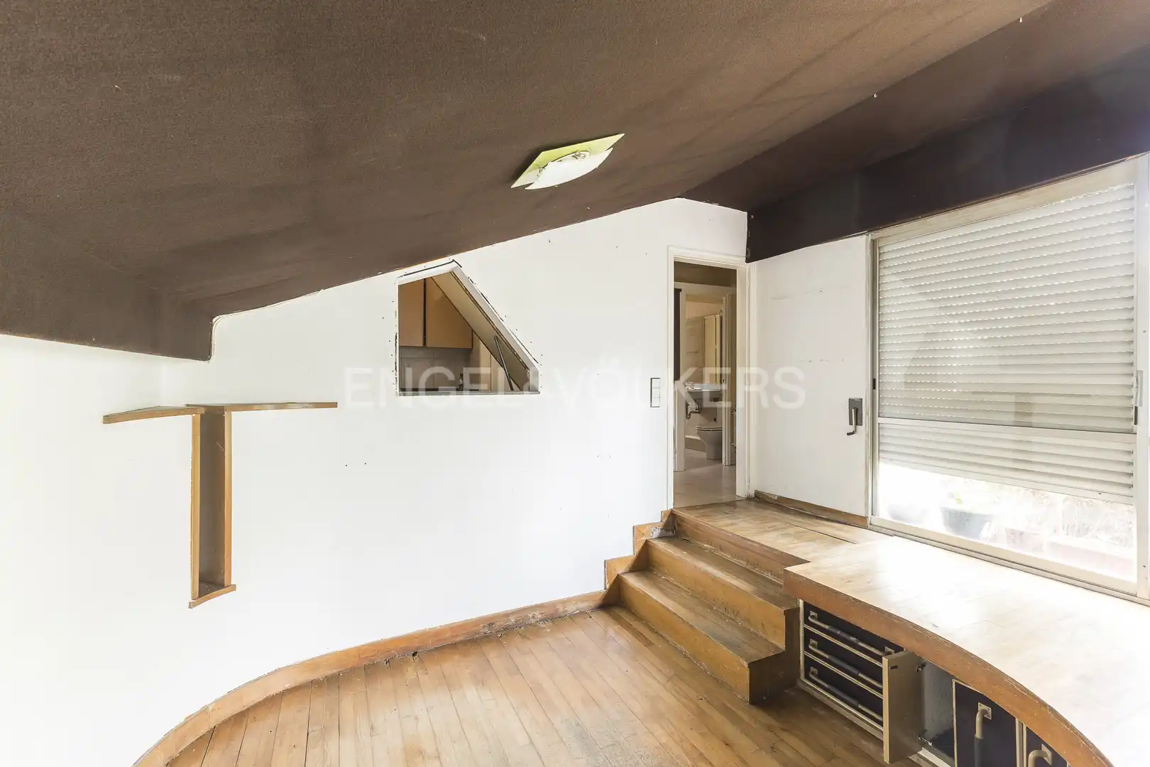 Casa adosada en venta en Montbau