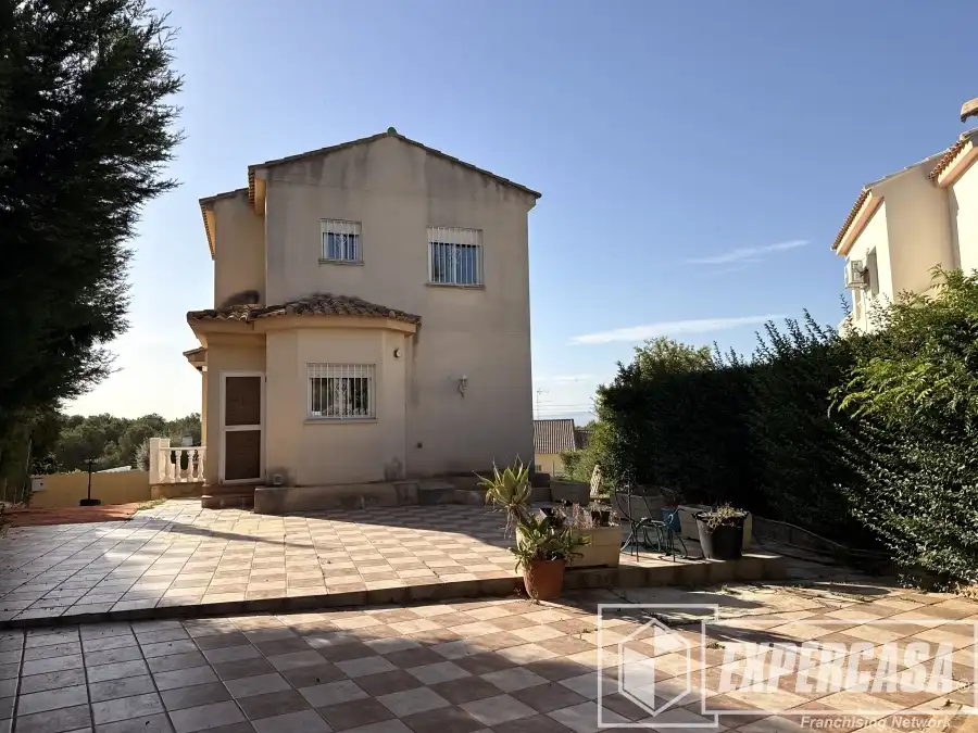 Vista exterior de Casa o chalet en venta en Vilamarxant con Aire acondicionado, Calefacción y Terraza