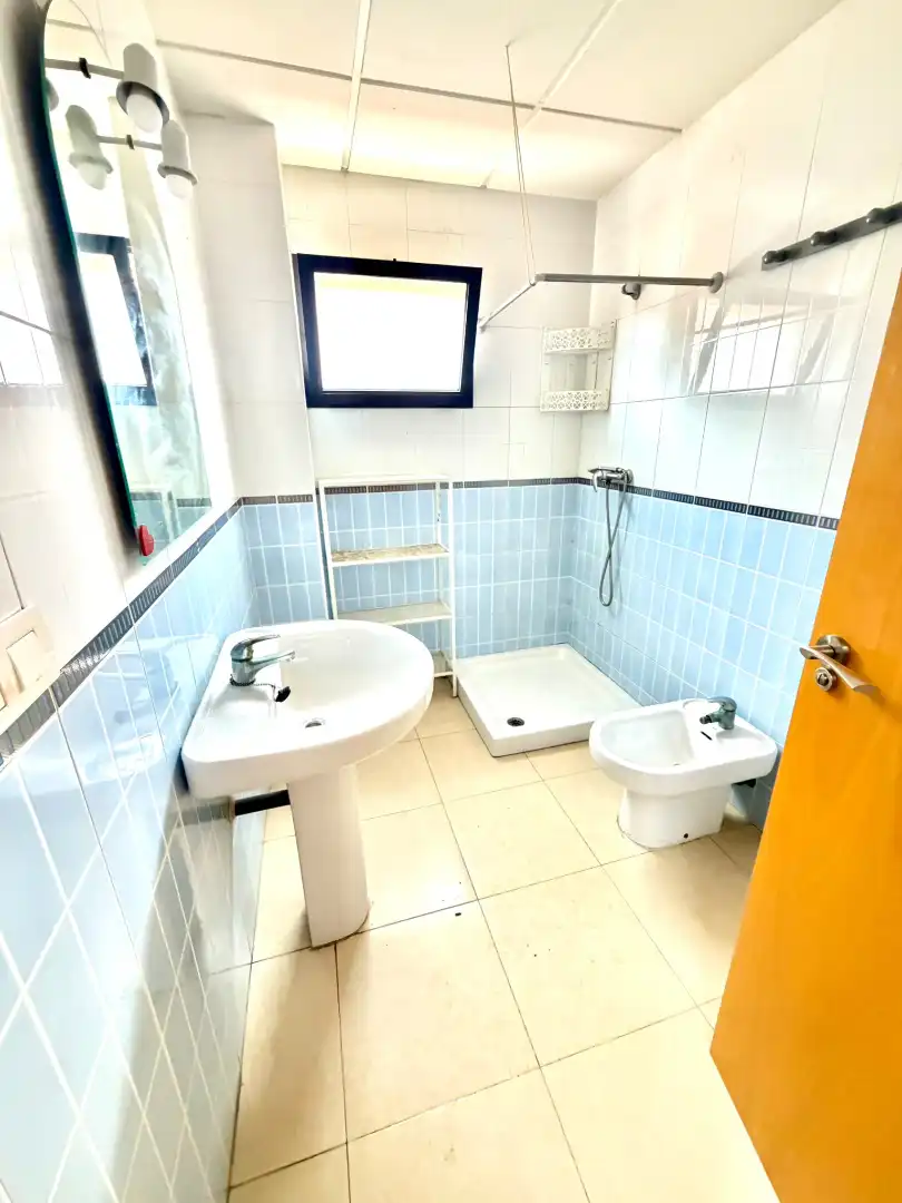 Bathroom of Flat for rent in Ceutí, Murcia