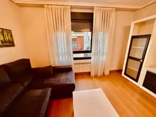 Sala de estar de Apartamento de alquiler en Villaquilambre con Calefacción, Parquet y Terraza