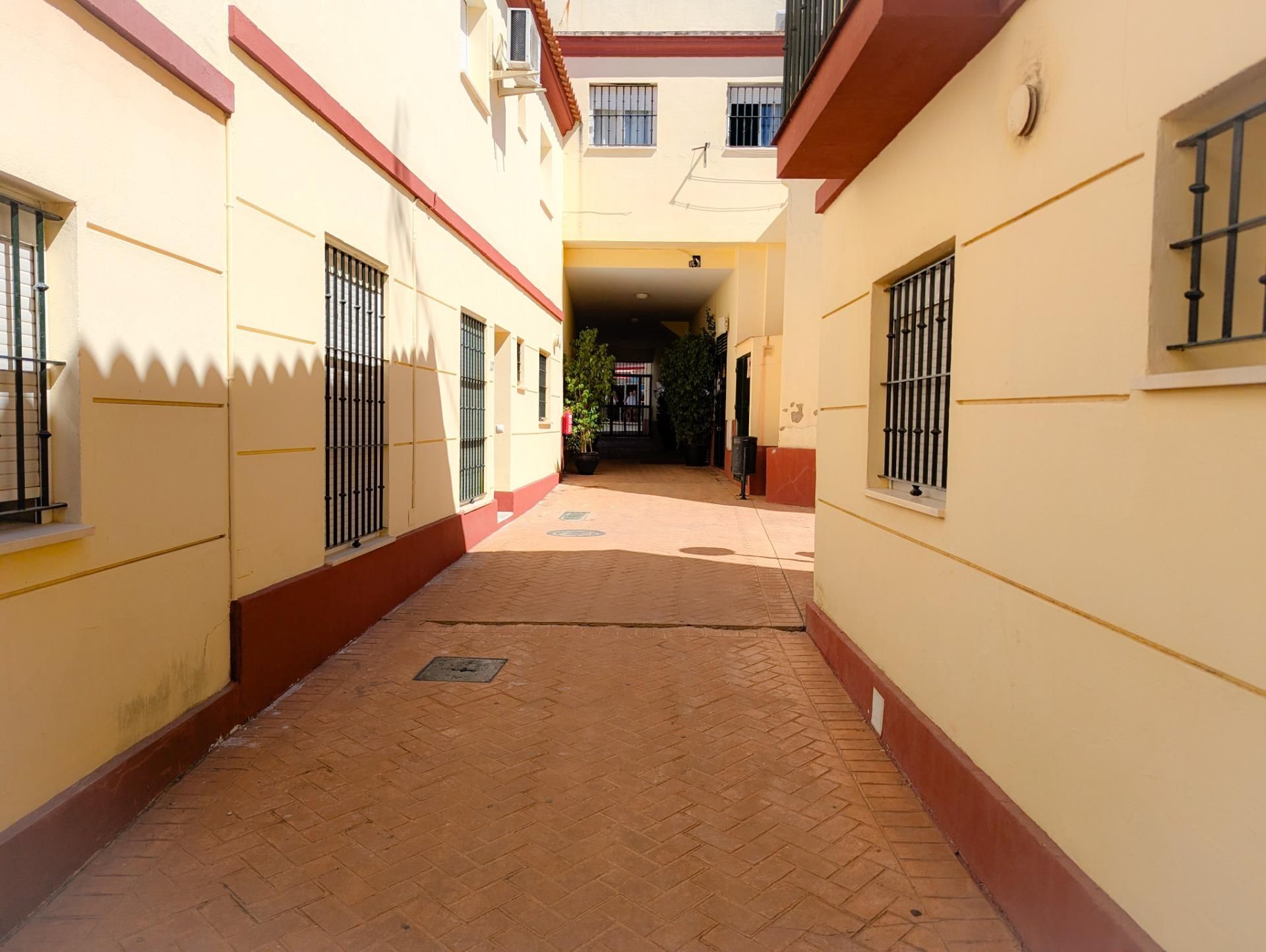 Single-family semi-detached for sale in Sanlúcar la Mayor  with Air Conditioner and Terrace